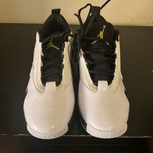 Nike Air Jordan Max Aura 6 White Gold Black Sneakers FQ8298-101 Mens Size 9